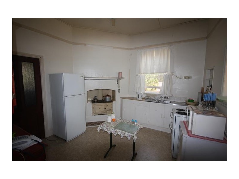19 Dora Street, Morisset NSW 2264