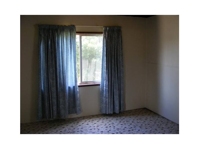 147 Grand Parade, Bonnells Bay NSW 2264