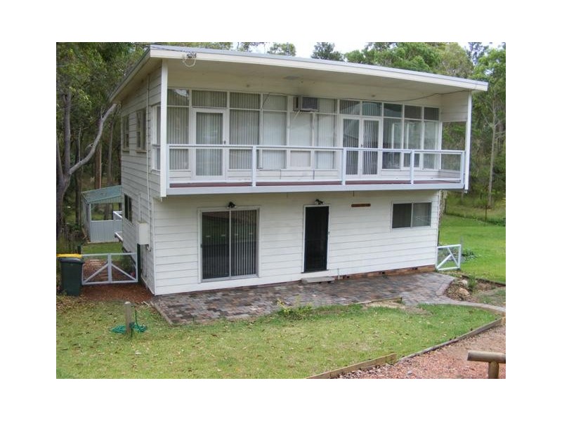 8 Mirrabooka Road, Mirrabooka NSW 2264