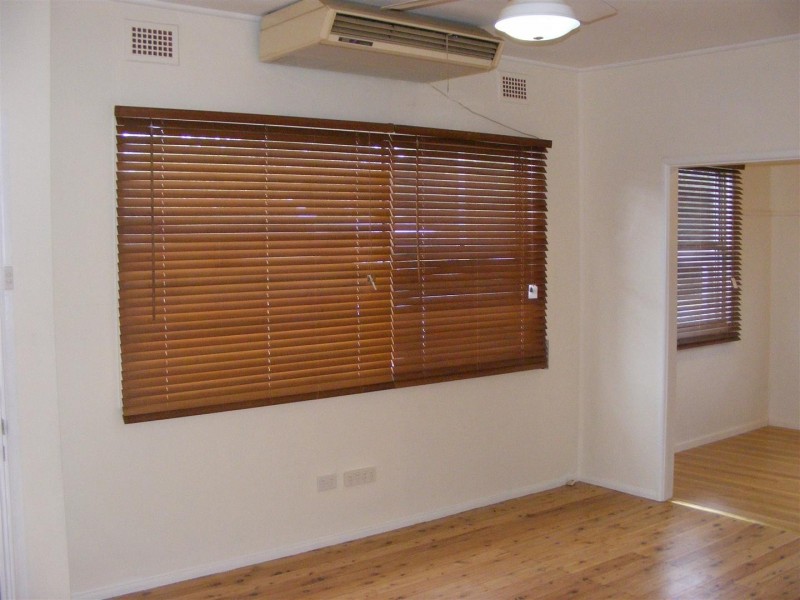 16 Newcastle Street, Morisset NSW 2264