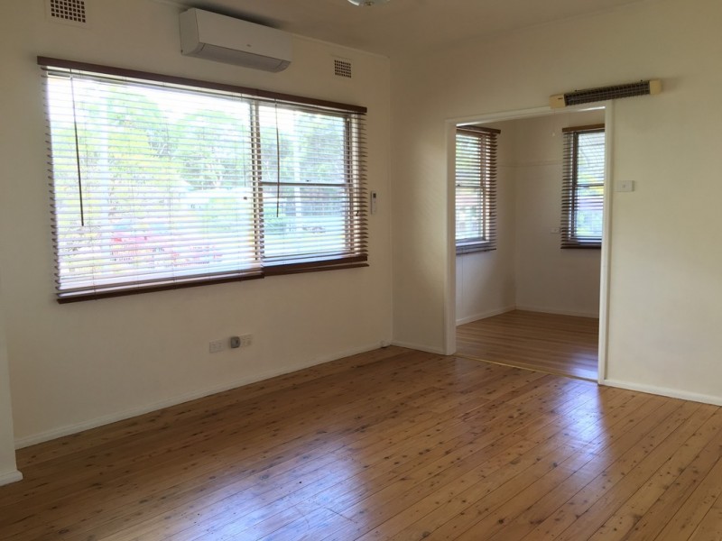 16 Newcastle Street, Morisset NSW 2264