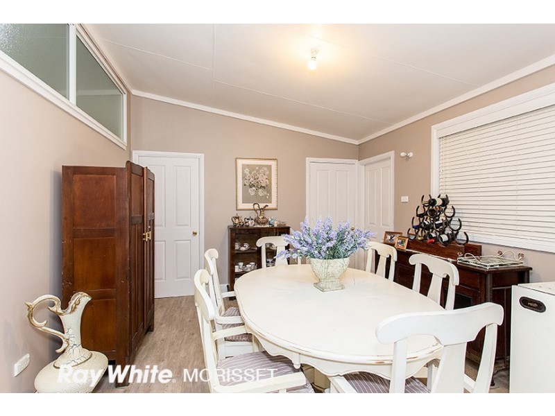 166 Bridge Street, Morisset NSW 2264