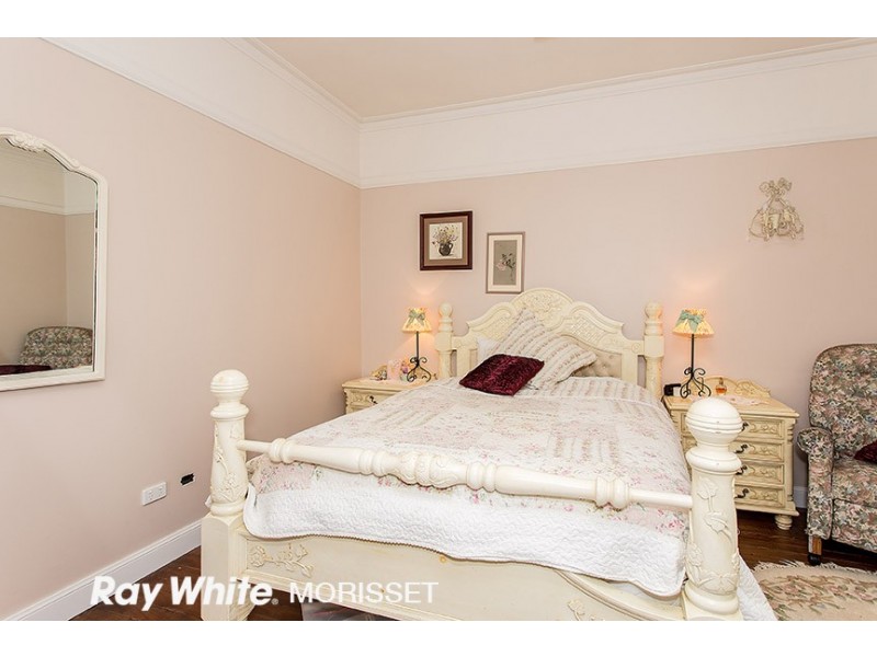 166 Bridge Street, Morisset NSW 2264