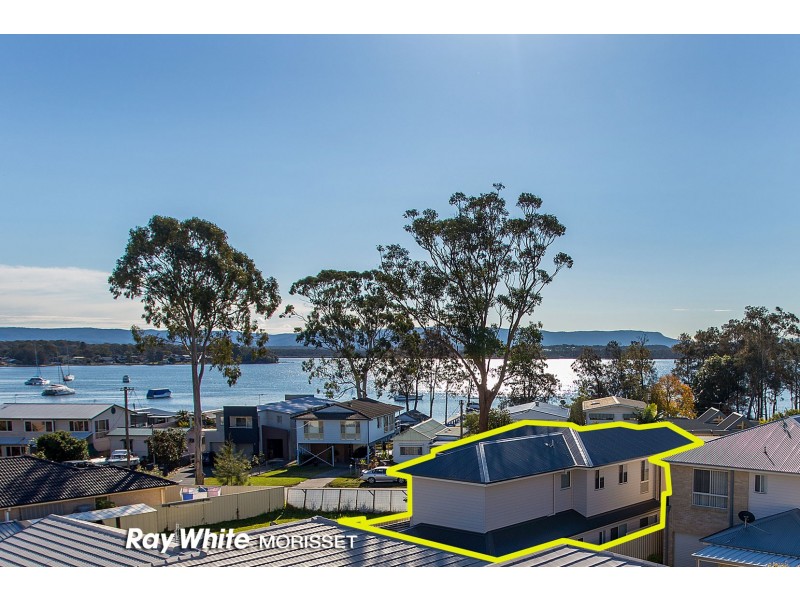 138 Grand Parade, Bonnells Bay NSW 2264