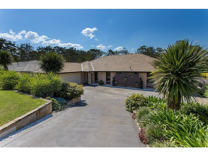 6 Ellenborough Drive, Cooranbong NSW 2265