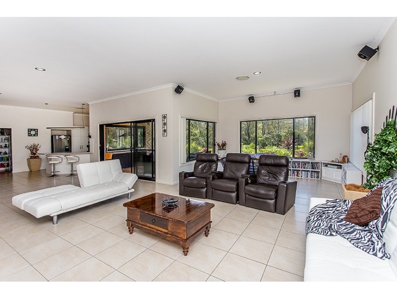 6 Ellenborough Drive, Cooranbong NSW 2265