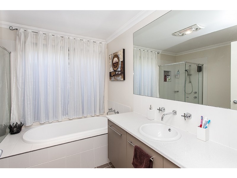 6 Ellenborough Drive, Cooranbong NSW 2265