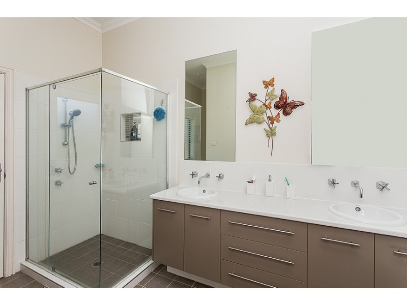 6 Ellenborough Drive, Cooranbong NSW 2265