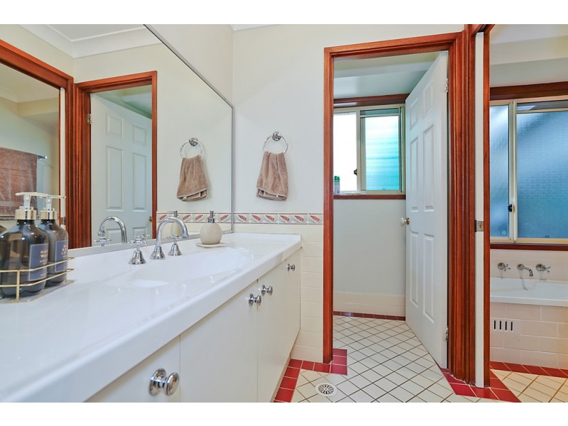 2 Jacaranda Close, Cooranbong NSW 2265