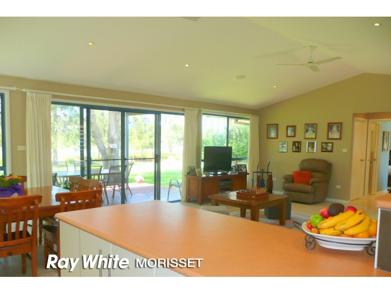 266 Dora Street, Dora Creek NSW 2264