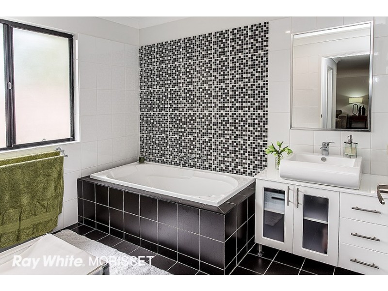 36 Dalley Street, Bonnells Bay NSW 2264