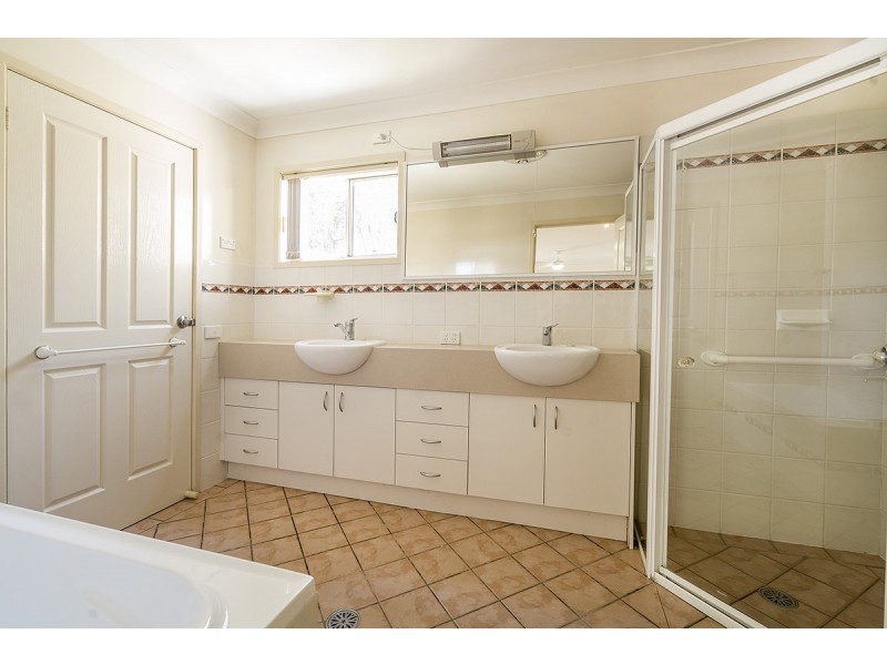 Unit 82/28 Deaves Rd, Cooranbong NSW 2265