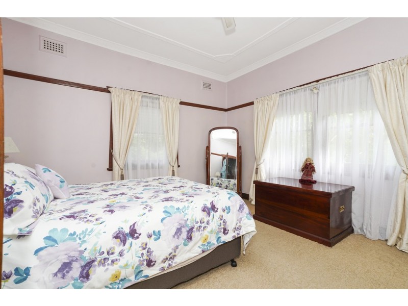 214 Freemans Drive, Morisset NSW 2264