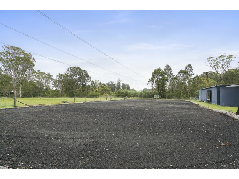 214 Freemans Drive, Morisset NSW 2264