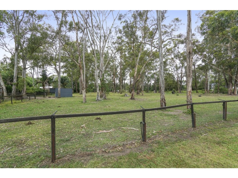 214 Freemans Drive, Morisset NSW 2264