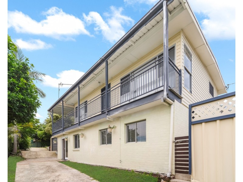 4 Hillcrest Road, Mirrabooka NSW 2264