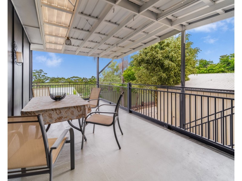 4 Hillcrest Road, Mirrabooka NSW 2264