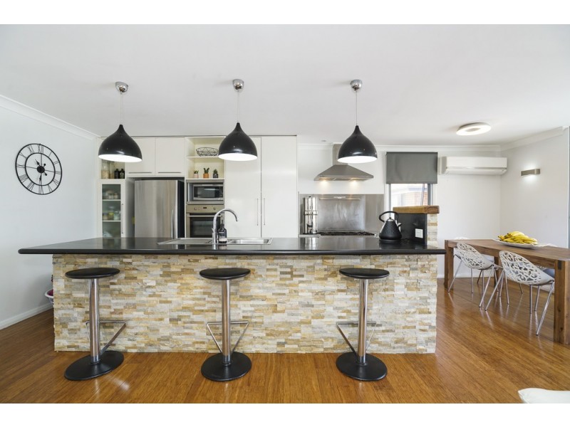 54 Station Street, Bonnells Bay NSW 2264