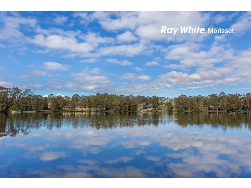 10 Rhodes Pde, Windermere Park NSW 2264