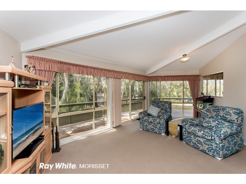 10 Rhodes Pde, Windermere Park NSW 2264