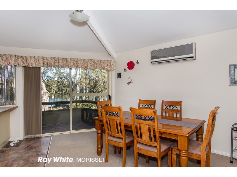 10 Rhodes Pde, Windermere Park NSW 2264