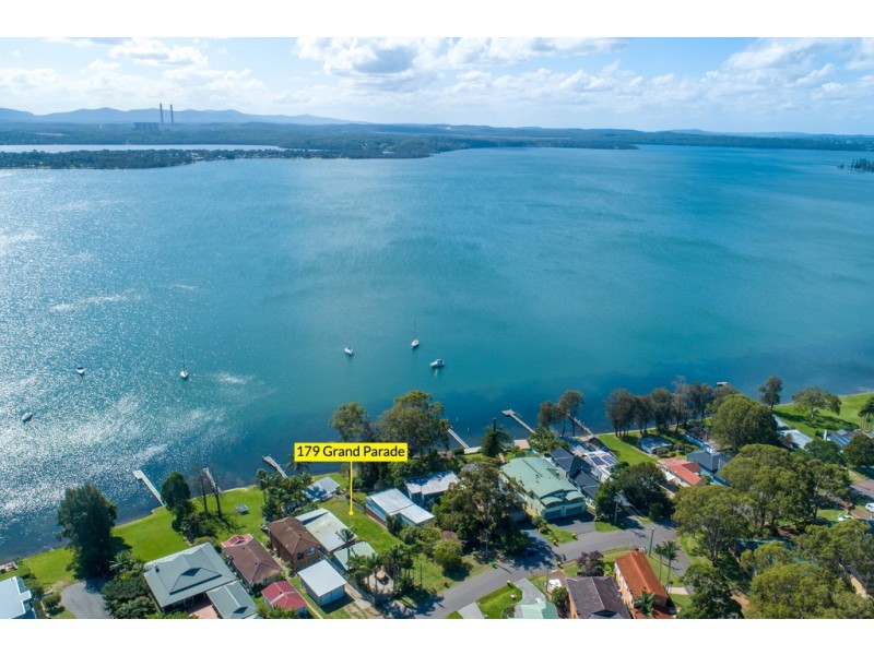 179 Grand Parade, Bonnells Bay NSW 2264
