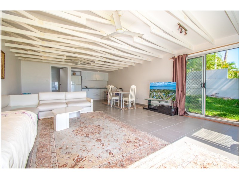 179 Grand Parade, Bonnells Bay NSW 2264