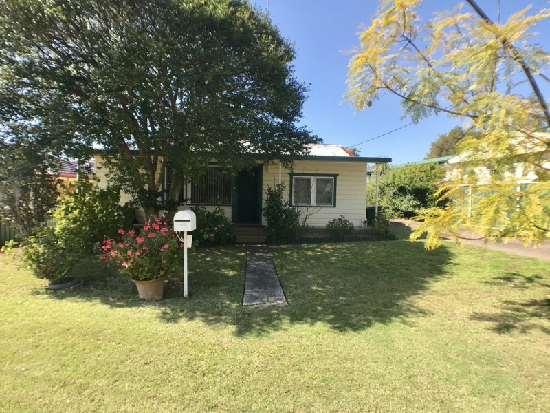 35 Station Street, Bonnells Bay NSW 2264