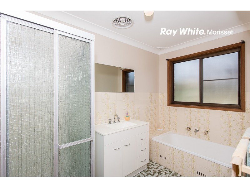 9 Yoorala Road, Yarrawonga Park NSW 2264