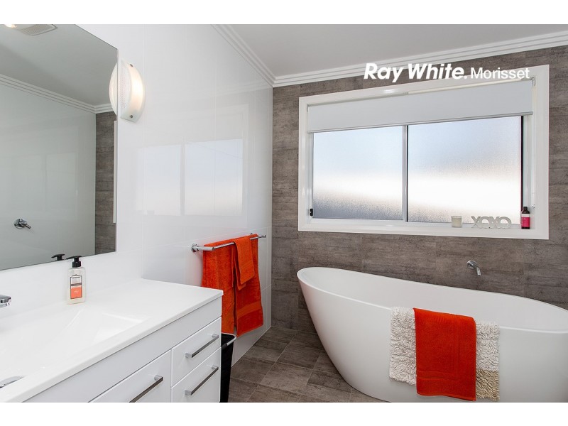 4 Mountain Ash Road, Cooranbong NSW 2265