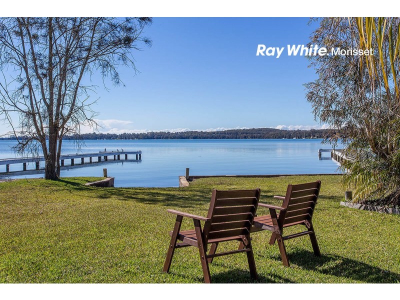 39 Grand Parade, Bonnells Bay NSW 2264