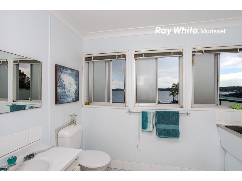 27 Grand Parade, Bonnells Bay NSW 2264