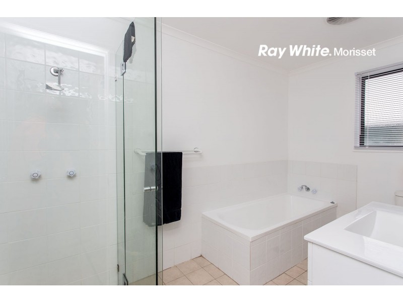 92 Sunshine Parade, Sunshine NSW 2264