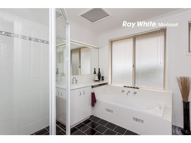 7 Murraba Street, Yarrawonga Park NSW 2264