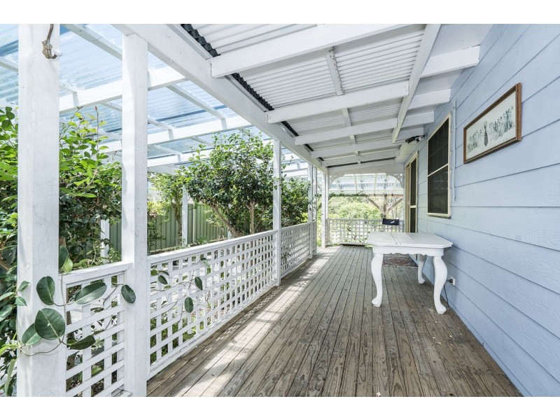 5 Alton Road, Cooranbong NSW 2265