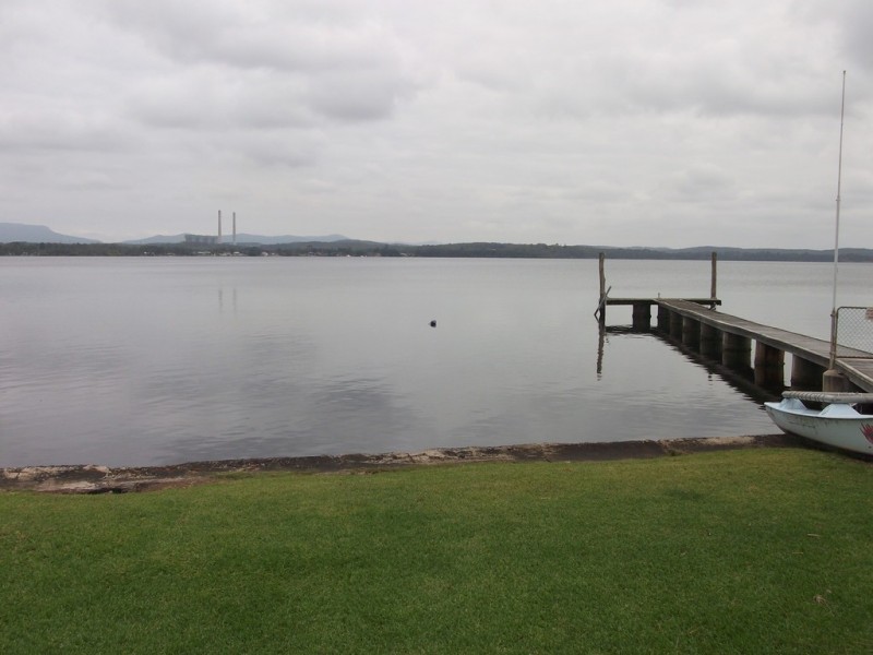209 Grand Parade, Bonnells Bay NSW 2264