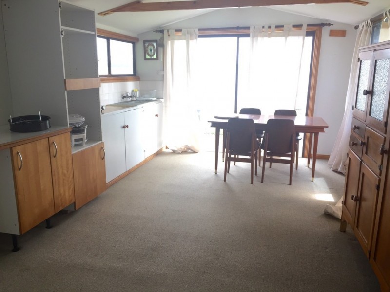 209 Grand Parade, Bonnells Bay NSW 2264