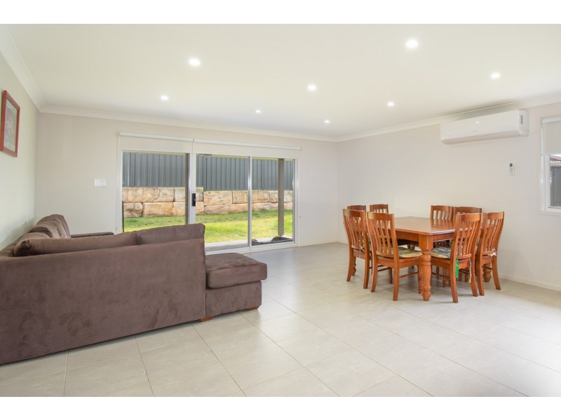 10 Blue Wren Dr, Cooranbong NSW 2265