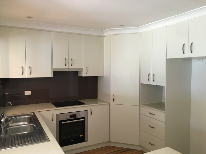 13 Churchill Cres, Windermere Park NSW 2264