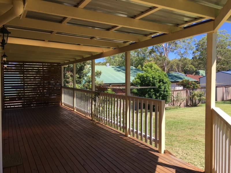 13 Churchill Cres, Windermere Park NSW 2264