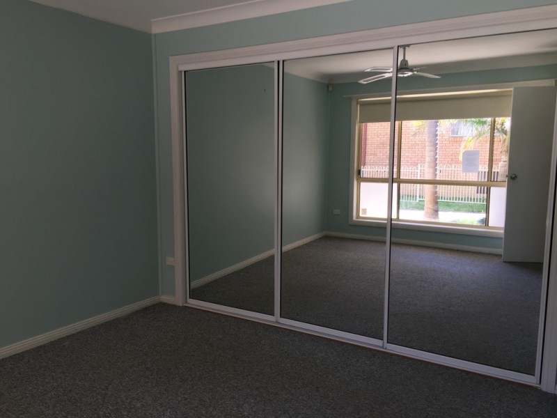 13 Churchill Cres, Windermere Park NSW 2264