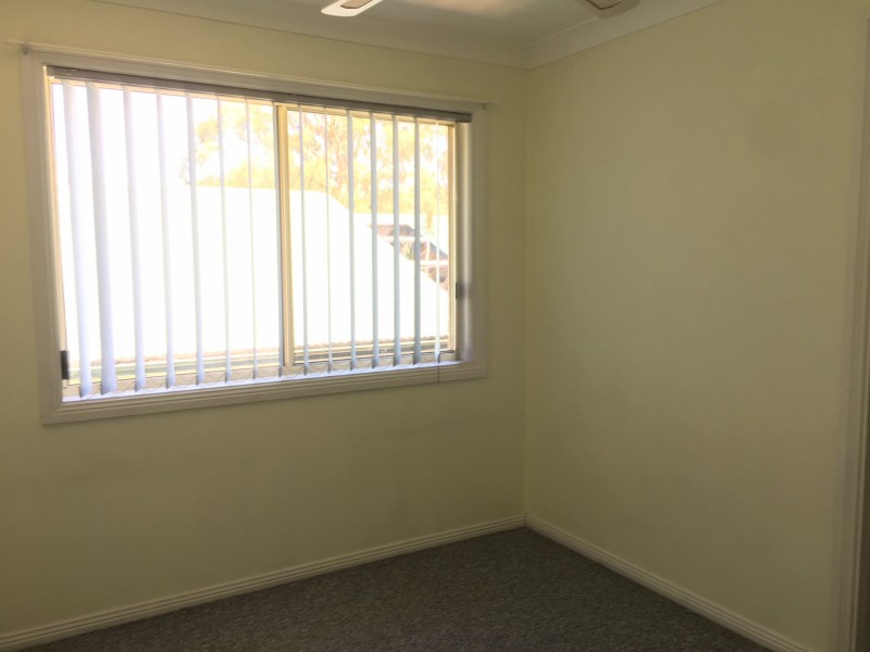 13 Churchill Cres, Windermere Park NSW 2264