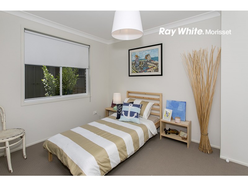 11 Dollarbird Lane, Cooranbong NSW 2265