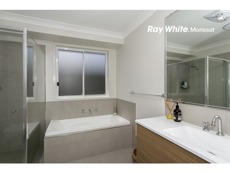 11 Dollarbird Lane, Cooranbong NSW 2265