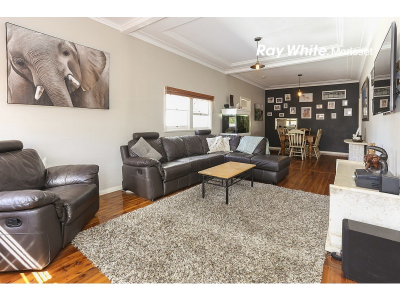 12 Hillcrest Road, Mirrabooka NSW 2264