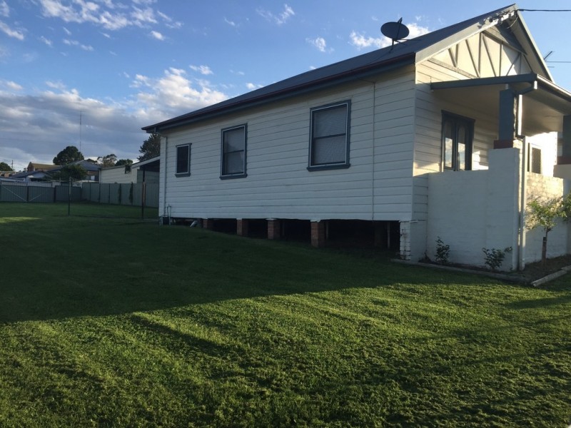 70 Newcastle Street, Morisset NSW 2264