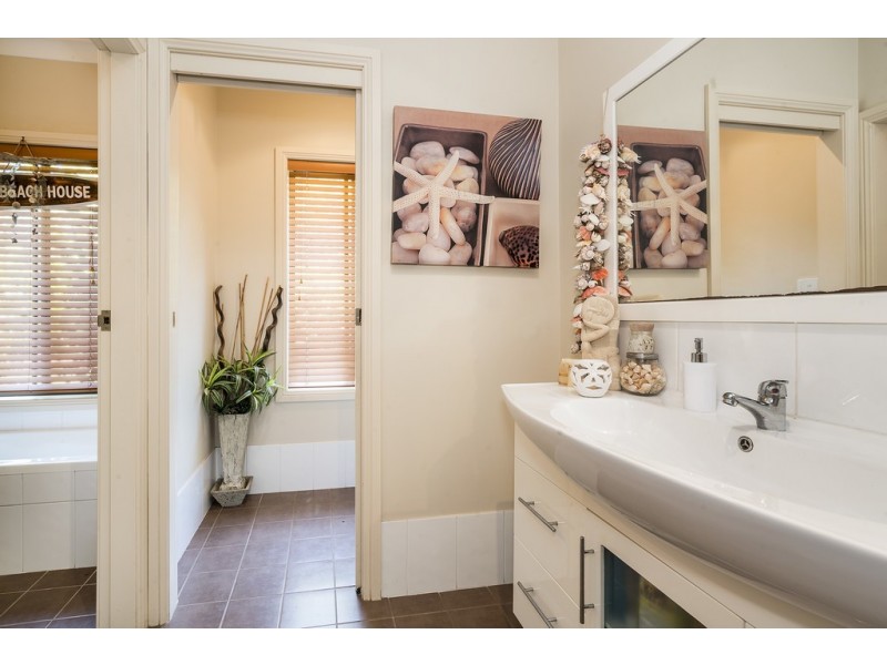 120 Wilkinson Road, Martinsville NSW 2265