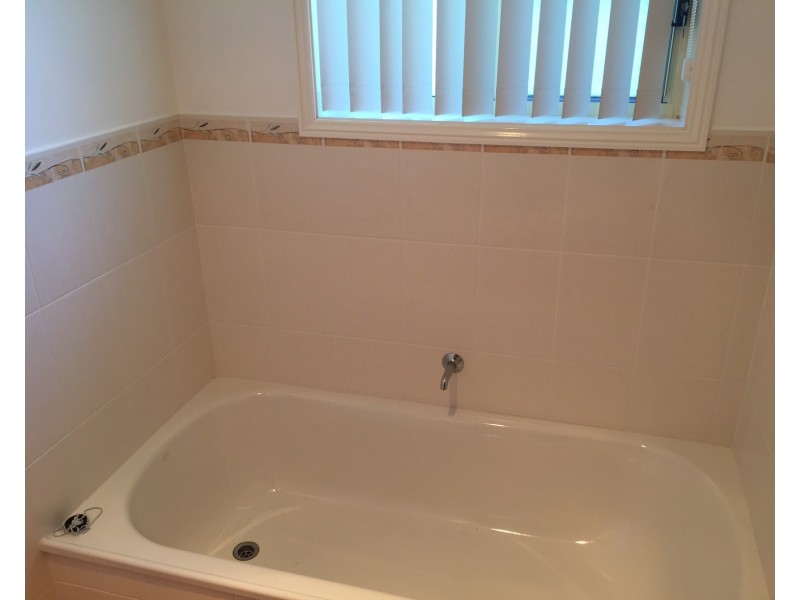 60/2 Yambo Street, Morisset NSW 2264