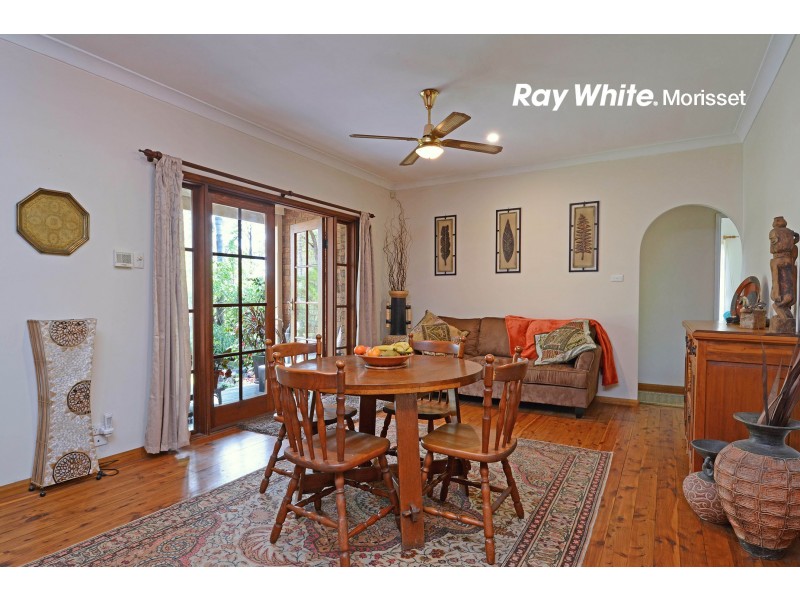 181 Gimberts Rd, Morisset NSW 2264