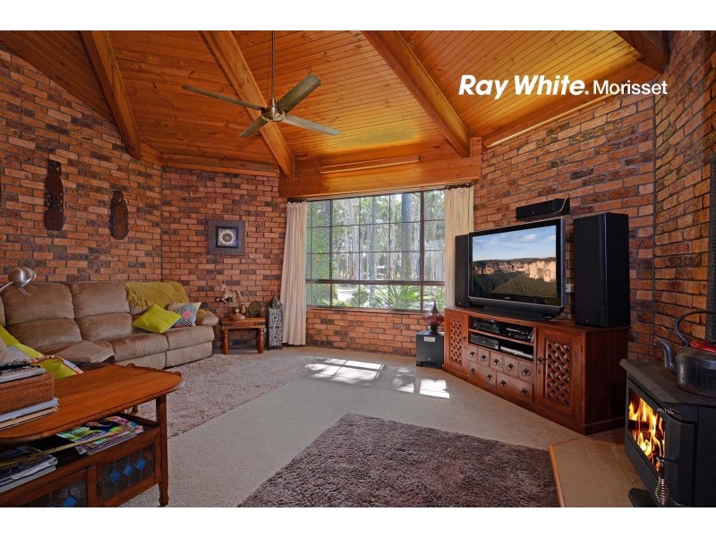 181 Gimberts Rd, Morisset NSW 2264